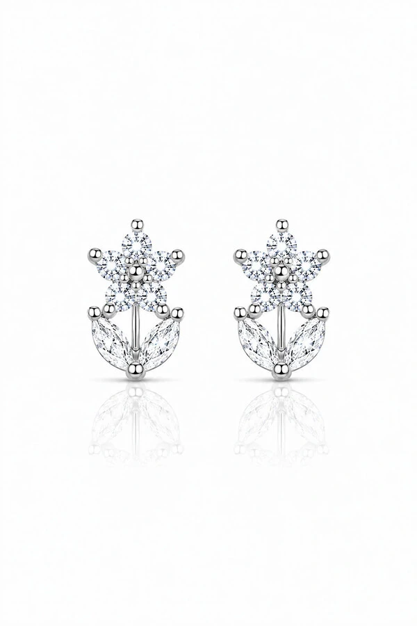 Brinco pequeno flor ouro 18k