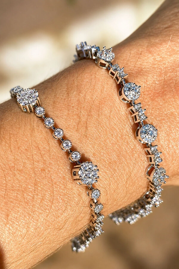 Pulseira Riviera Pequenas flores Zircônia - 18cm