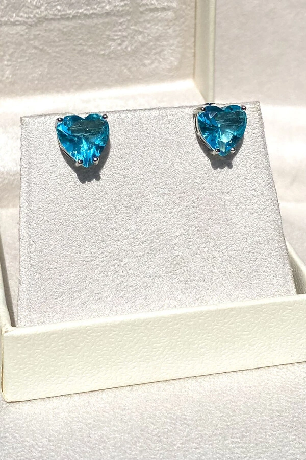 Brinco Coração Azul Birmania Ródio Branco