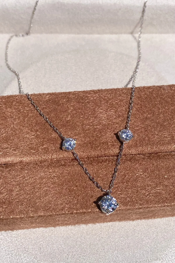 Colar 3 Pontos de Luzes Central 6MM Moissanite Prata 925 Ródio Branco