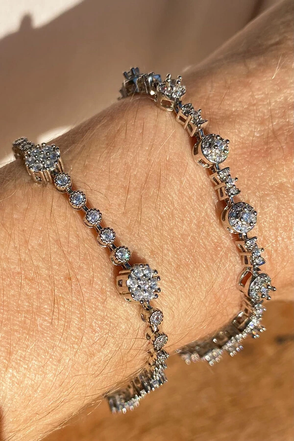 Pulseira Riviera Pequenas flores Zircônia