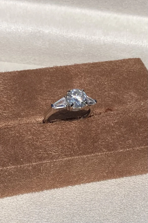 Anel Moissanite 8MM Prata 925 Ródio Branco