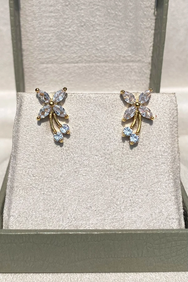 Brinco Flor Zircônias Navete Ouro 18k