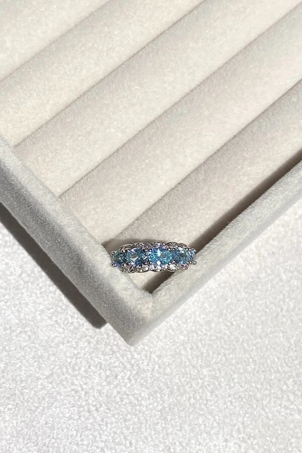 Fake Piercing Zircônias Ovais Aqua Ródio Branco