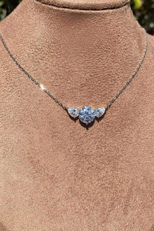 Colar Pontos de Luzes Central 9MM Moissanite Prata 925 Ródio Branco