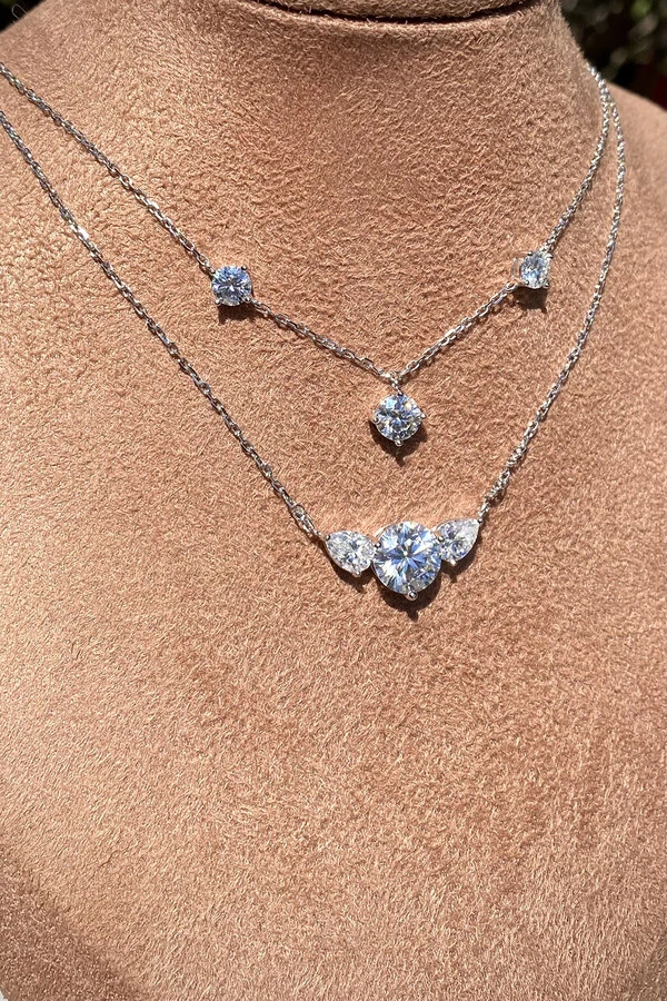 Colar 3 Pontos de Luzes Central 6MM Moissanite Prata 925 Ródio Branco