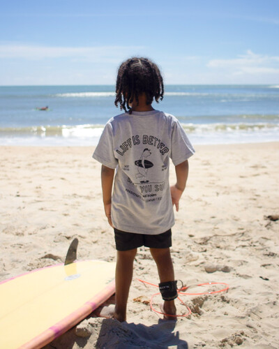 Foto Camiseta Infantil Urso Surfista