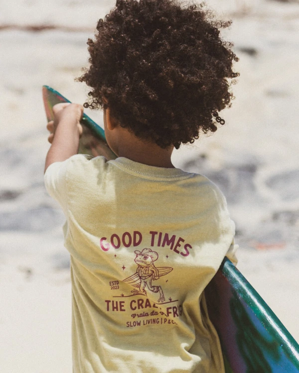 Camiseta Infantil Sapo Surfista