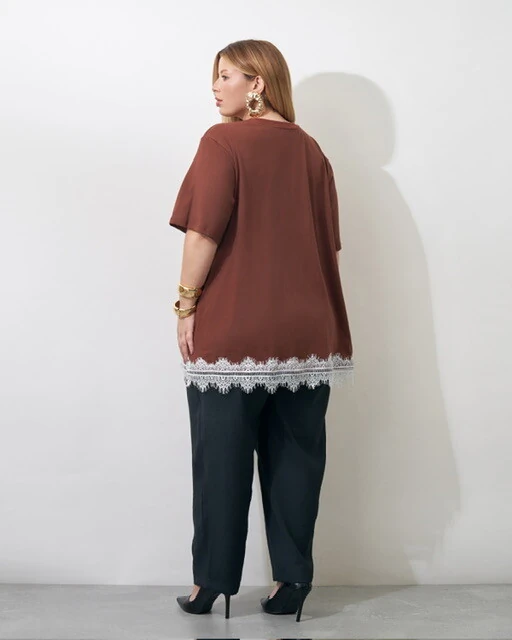 Fotot shirt malha de algodao com barra chantily renda kayla