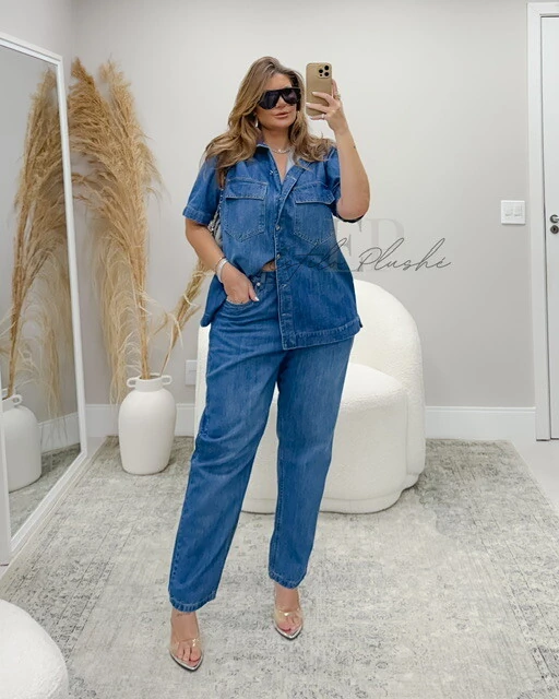 Fotocalca jeans escura mom izzat provador