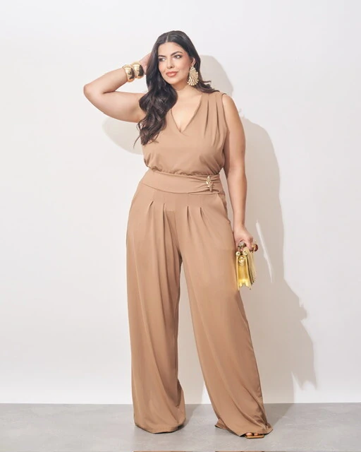 Fotoblusa decote v andreza poliamida e elastano kayla