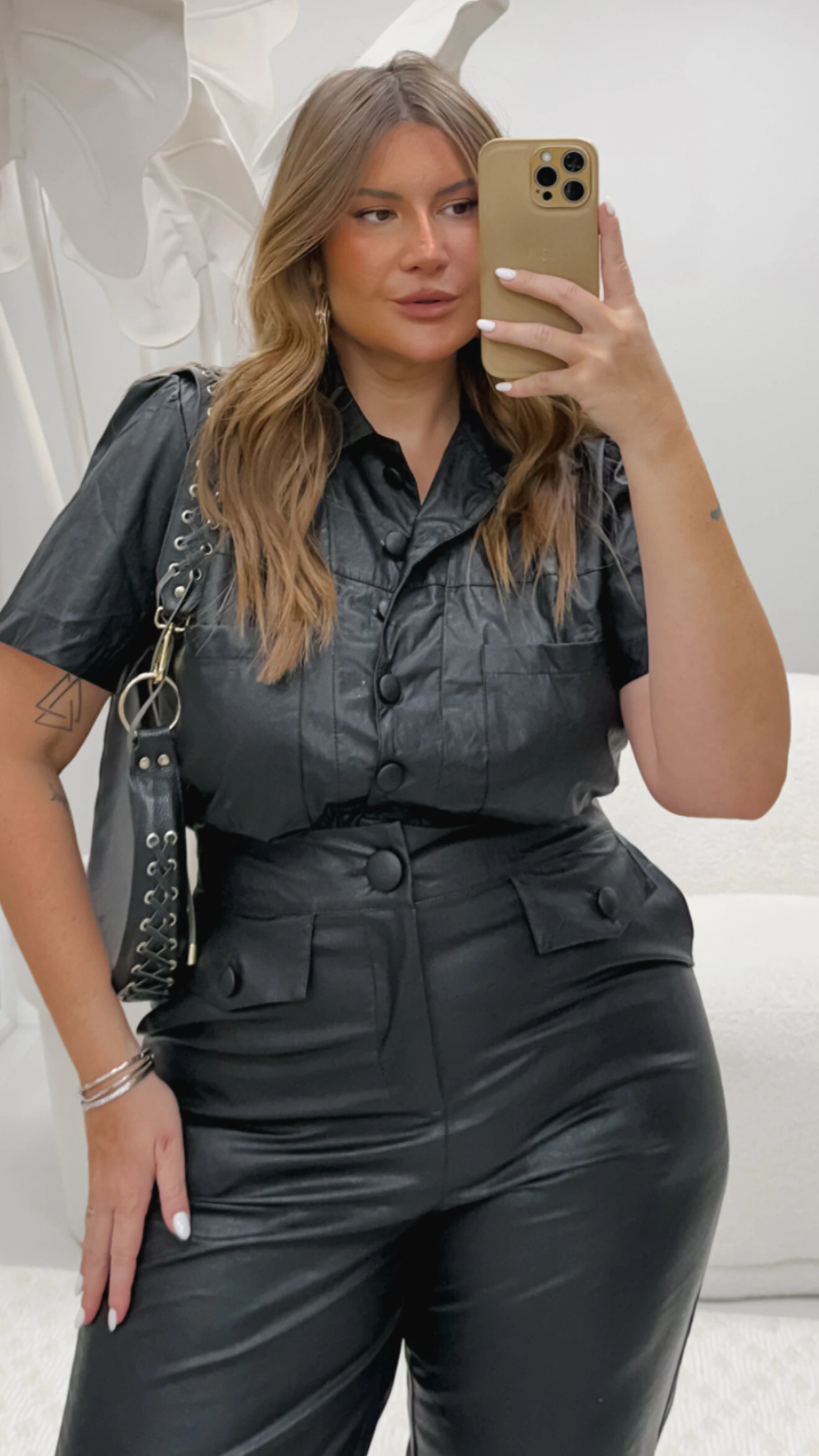 Fotopre venda conjunto courino pu poliana bellah