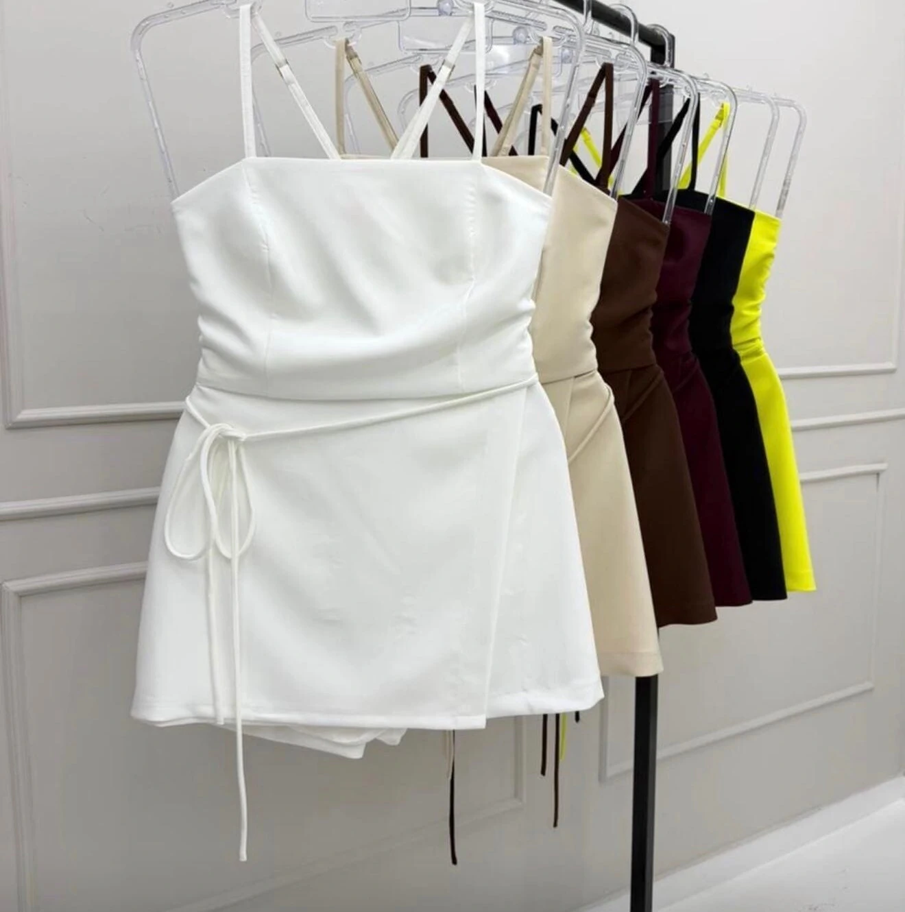 FotoConjunto cropped+saia shorts hotpink provador