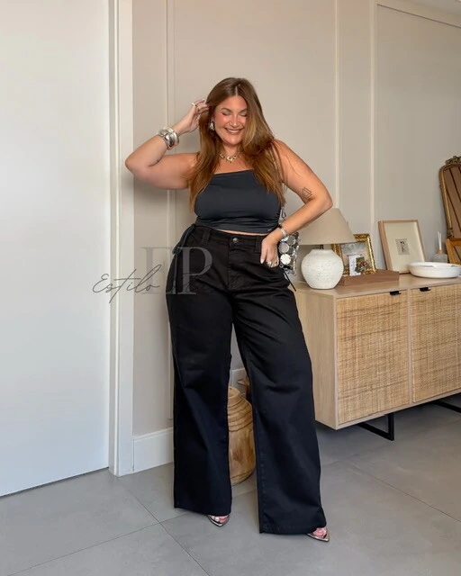 FotoCalça wide black fofinha