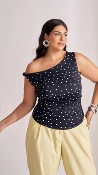 blusa poa assimetrica malha fria collab kayla