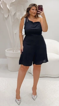 pre venda macaquinho glamour um ombro black milanjus