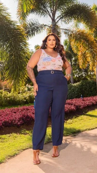pre venda calca clochard viscose sarjada com cinto divas