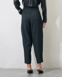 Calça alfaiataria cenoura carol kayla