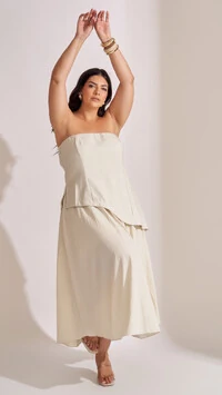 blusa tomara que caia viscose collab kayla