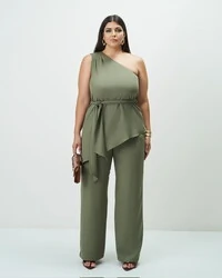 Conjunto calca reta+ blusa um ombro e faixa quebela