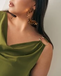 macaquinho degage com argola quebela