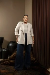 pre venda calca jeans flare divas