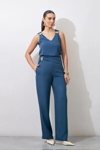 regata may com fivelas douradas kayla