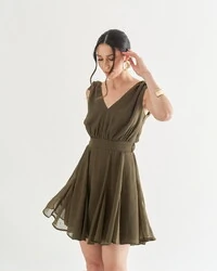 vestido decote v fluido plumetis quebela