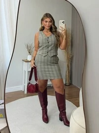 pre venda conjunto alfaiataria tweed xadrez colete e saia milan