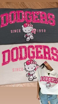 Blusa cropped midi malha moletinho hello kitty bordado plus