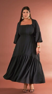 vestido midi evase decote arredondado quebela