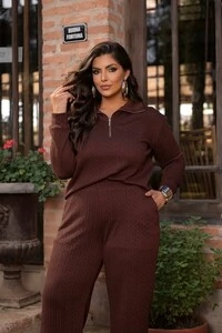 pre venda conjunto blusa e calca tricot divas