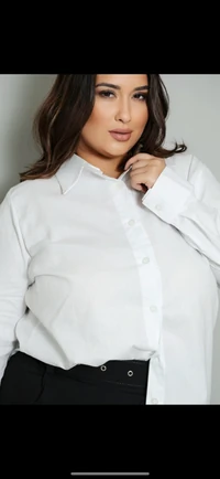 Camisa tricoline com elastano charmosa