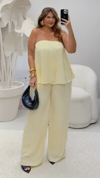 conjunto calca e blusa tomara que caia em crepe chiffon hotpink