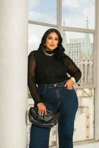 PRE VENDA blusa drapeada ombro em tule divas