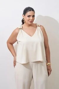 regata may com fivelas douradas kayla