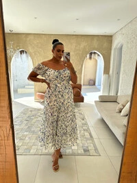 vestido midi floral quebela