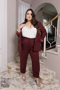 regata dupla em crepe com renda no decote hotpink