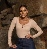 pre venda blusa detalhe aro v decote canelado ribana season divas