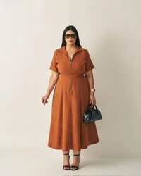 vestido evase com ziper frontal quebela