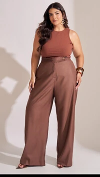 calca alfaitaria com cos deslocaldo reta collab kayla