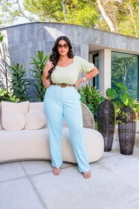 blusa em malha cochey decote princesa e manga tule predil
