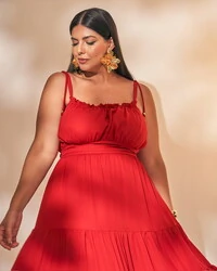 vestido midi franzido quebela