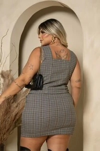 pre venda conjunto alfaiataria tweed xadrez colete e saia milan