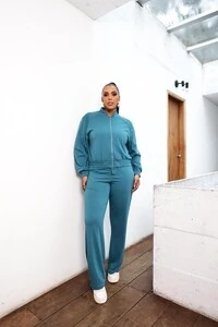 calca reta soft moletinho com amarracao frontal upper