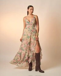 vestido floral chiffon celeste kayla