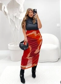 Pre venda saia midi tule estampado mariah