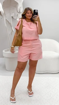 Pre venda conjunto brisa shorts e blusa midi sarjado milan