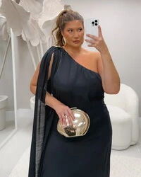 Vestido longo beleza black duas