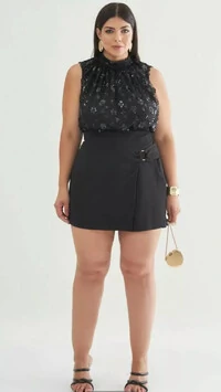 shorts saia fivela lateral alfaiataria quebela